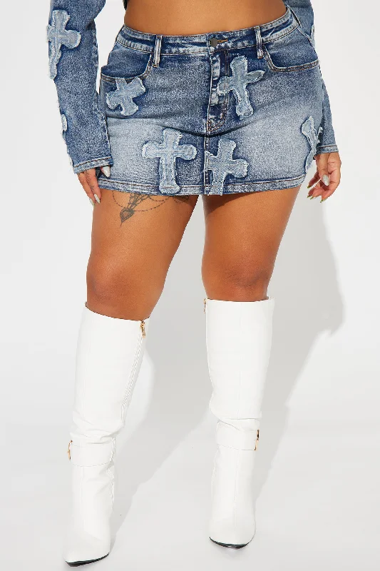 Cross Your Mind Denim Mini Skirt - Medium Wash