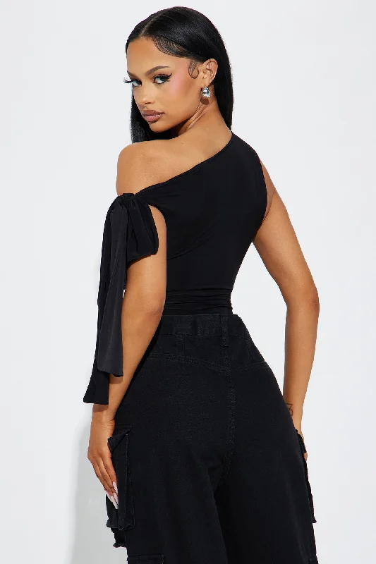 Sofia Off Shoulder Bodysuit - Black