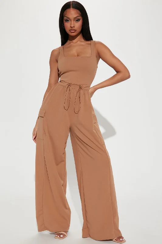 Willow Cargo Jumpsuit - Mocha