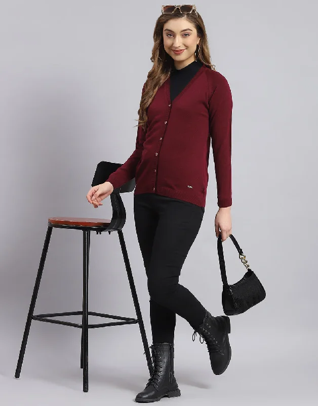 Women Maroon Solid V Neck Full Sleeve Sweater