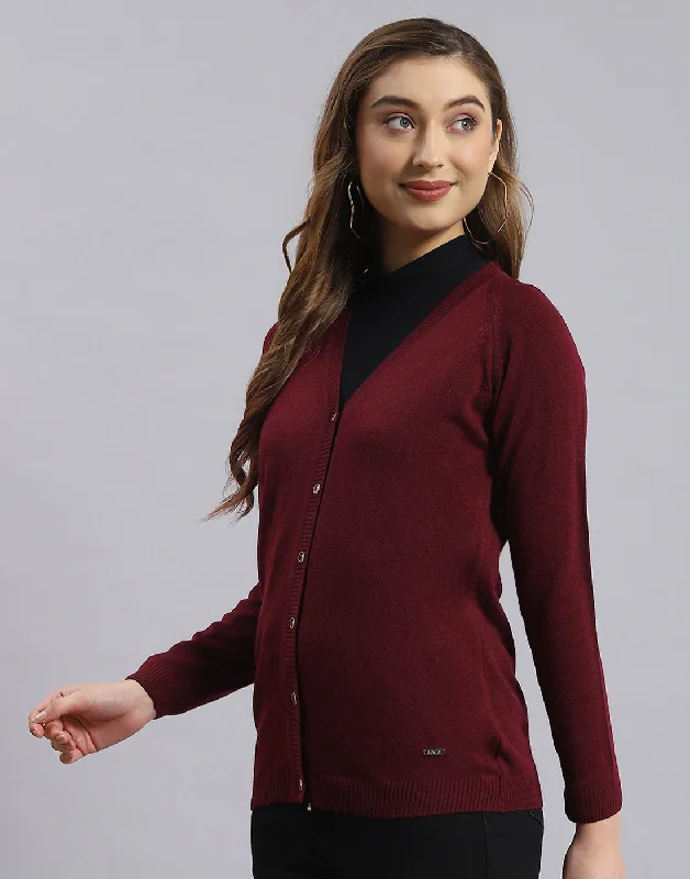 Women Maroon Solid V Neck Full Sleeve Sweater