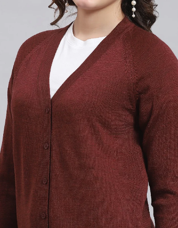 Women Maroon Solid V Neck Full Sleeve Sweater