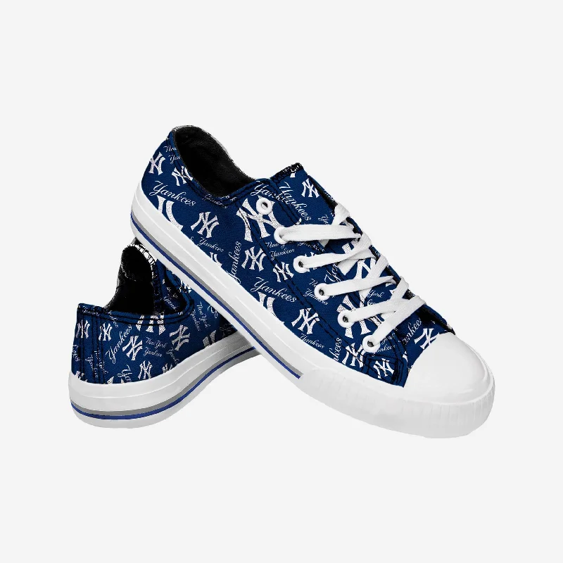 New York Yankees Womens Low Top Repeat Print Canvas Shoe