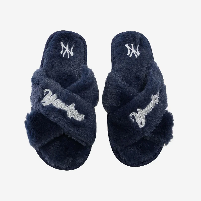 New York Yankees Womens Script Wordmark Fur Cross Slide